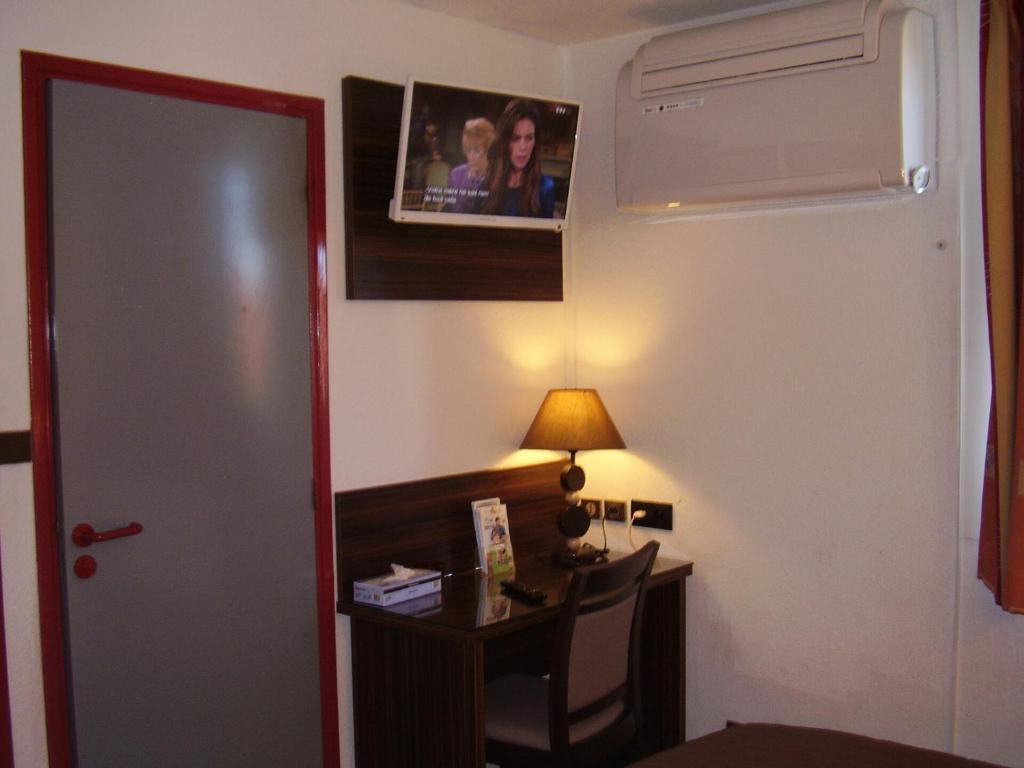 Hotel Mg 2*